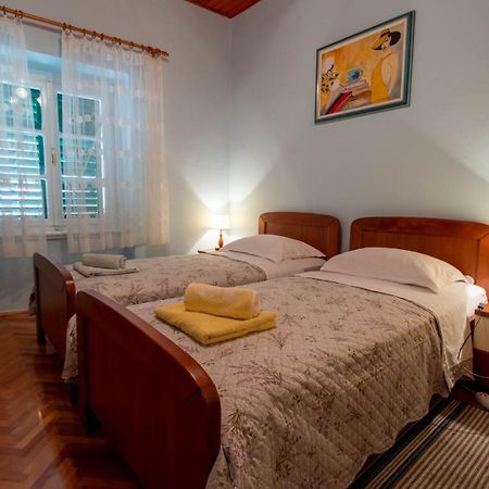 Apartman Ivan Drniš Exteriér fotografie