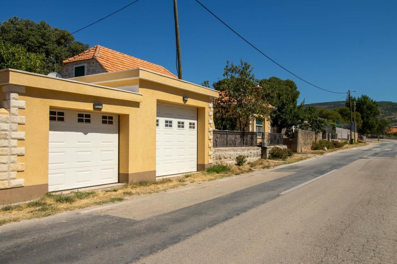 Apartman Ivan Drniš Exteriér fotografie