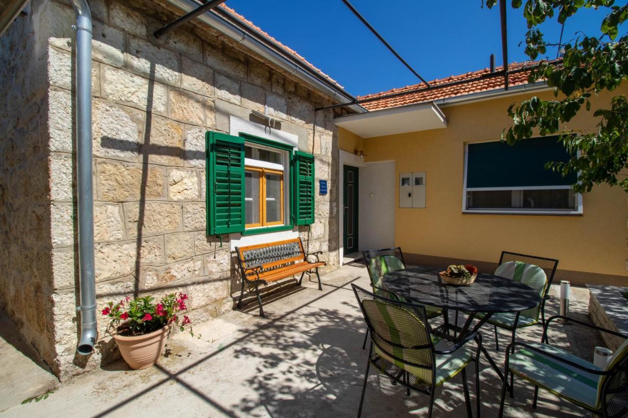 Apartman Ivan Drniš Exteriér fotografie